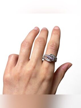 Silver 18 KGP Ring W Faux Purple & White Diamonds Size 6